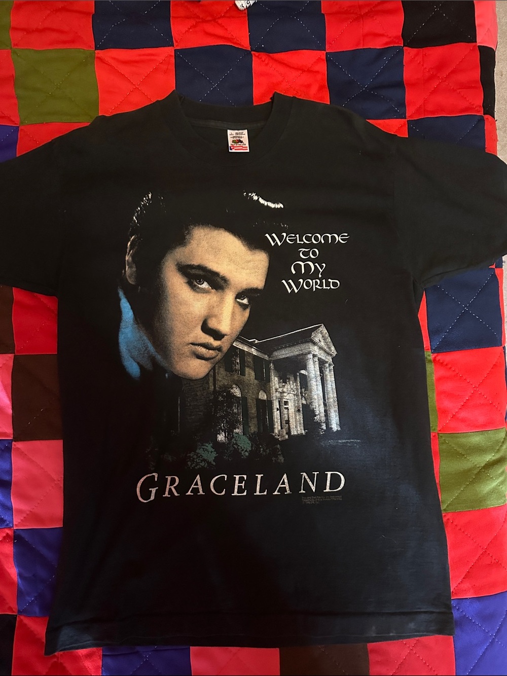 Vintage 1990s Elvis Graceland shirt